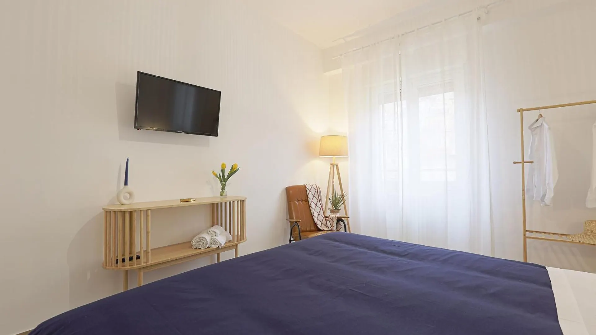 La Casa Di Franca: Agrigento Centro Apartment
